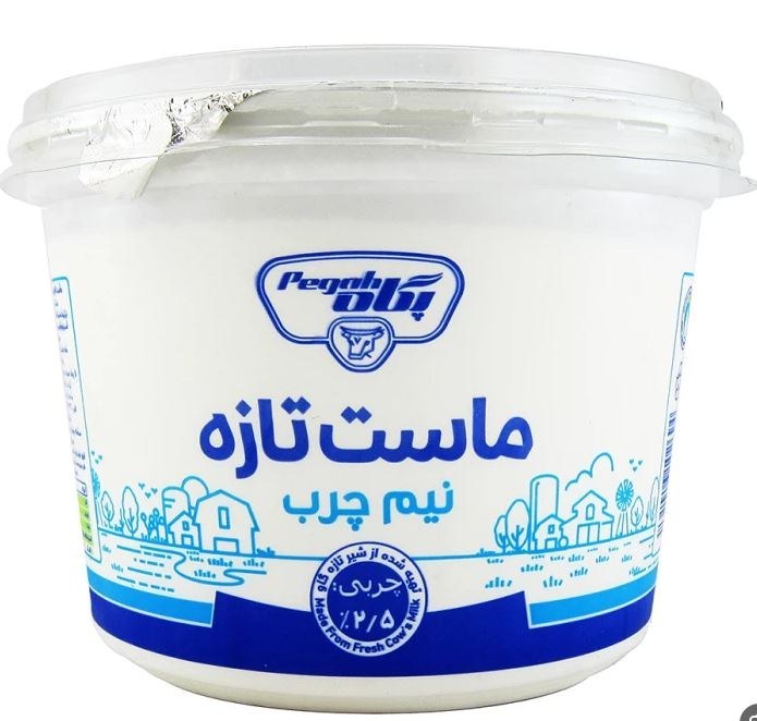 پگاه ماست نيم چرب سطلي 1400گرم